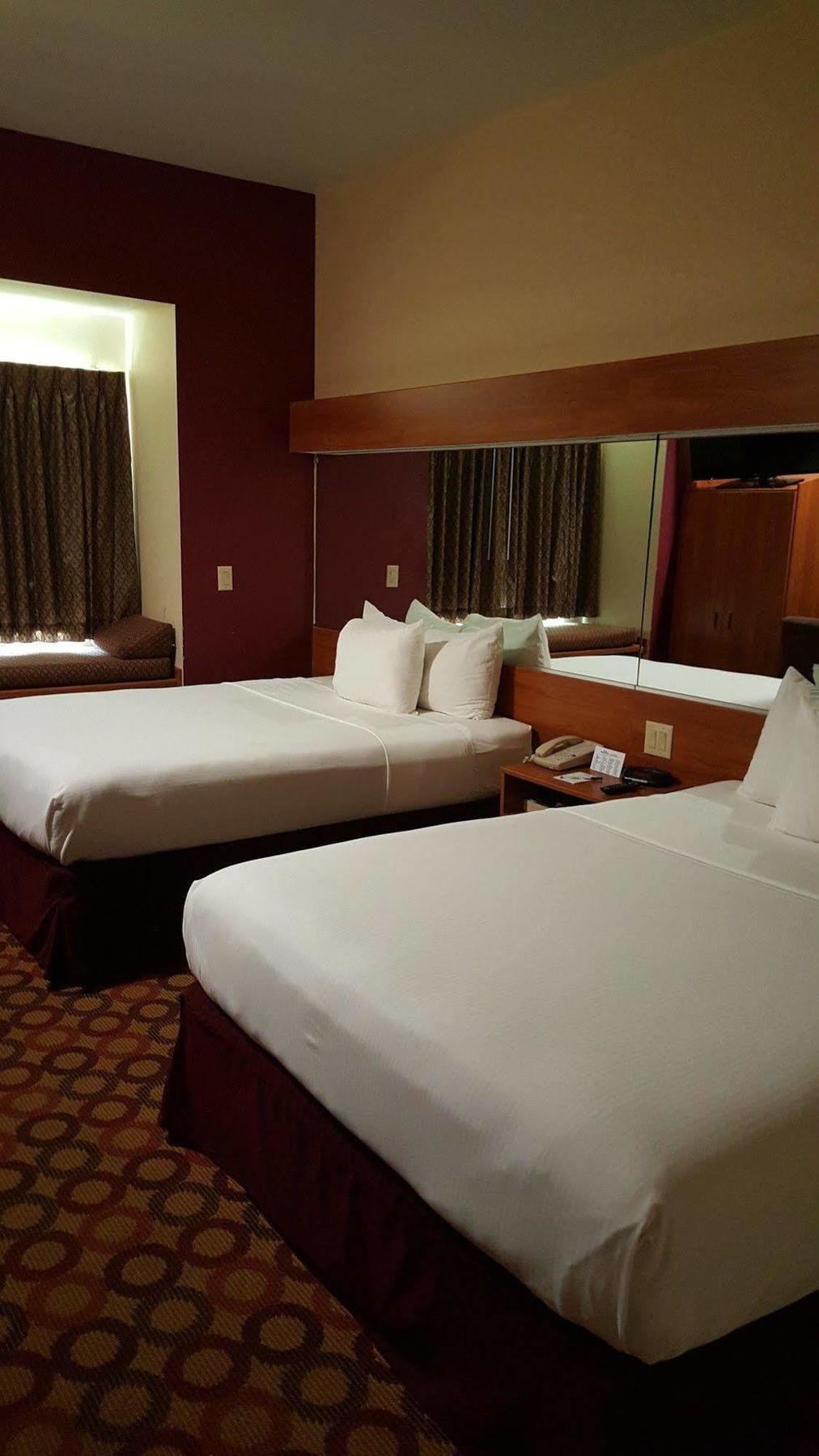 Microtel Inn & Suites By Wyndham Corpus Christi/Арансас Пас Екстериор снимка